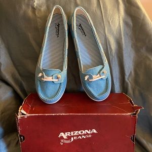 Arizona brand size 9 1/2 boat shoes